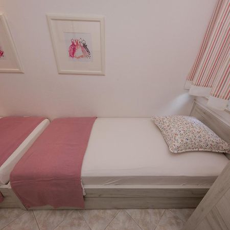 Apartments Mateo โตรกีร์ ภายนอก รูปภาพ