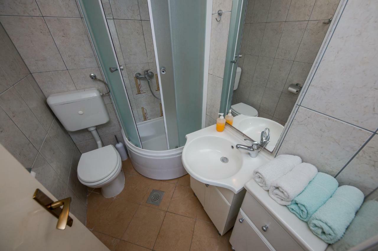 Apartments Mateo โตรกีร์ ภายนอก รูปภาพ